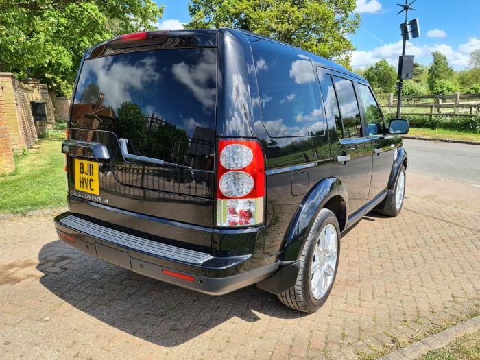 Land Rover Discovery 3.0 TDV6 XS 5dr Auto Estate Diesel Black