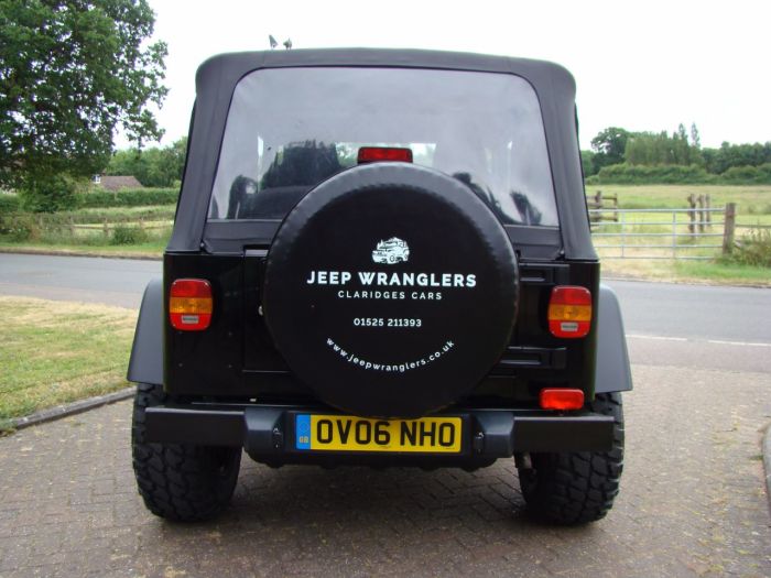 Jeep Wrangler 4.0 Jamboree 2dr Convertible Petrol Black