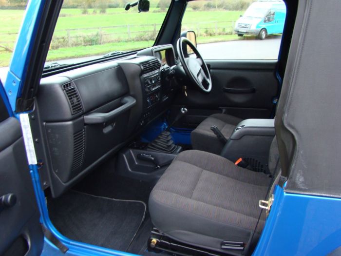 Jeep Wrangler 4.0 TR2 Soft Top Manual Four Wheel Drive Petrol Blue