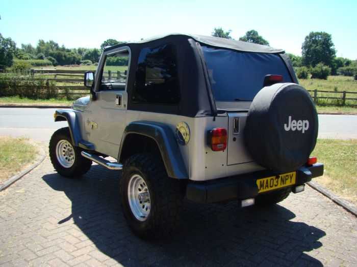 Jeep Wrangler 4.0 Grizzly 2dr Soft Top Convertible Petrol Silver
