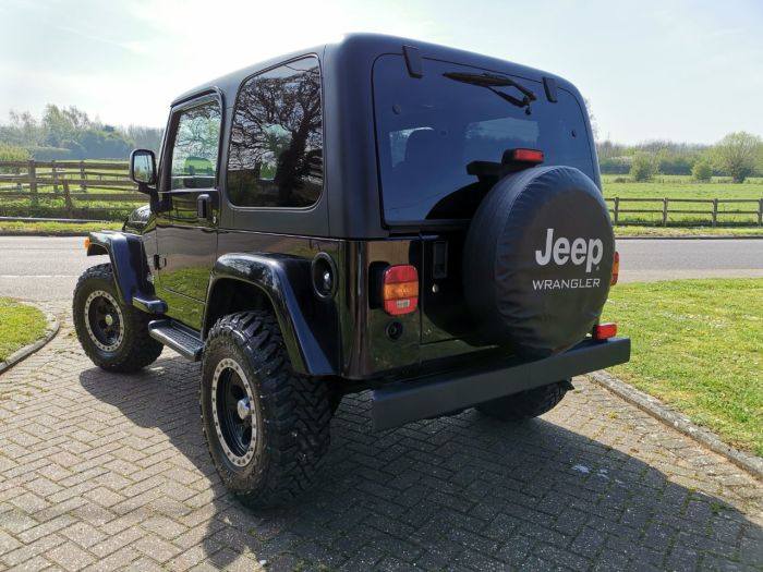 Jeep Wrangler 4.0 Sahara 2dr Auto [4] Four Wheel Drive LPG Black